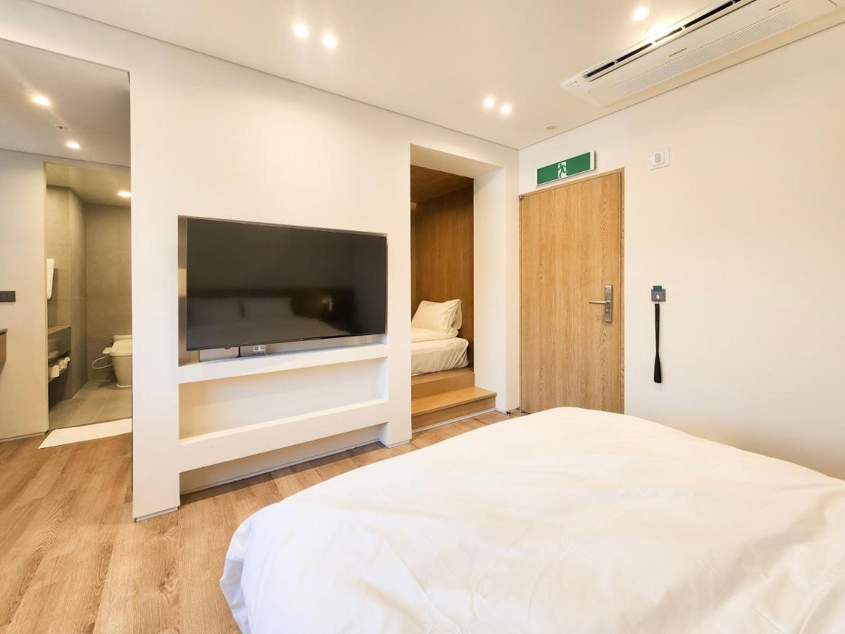 Eden Foret Hotel Chungju Εξωτερικό φωτογραφία