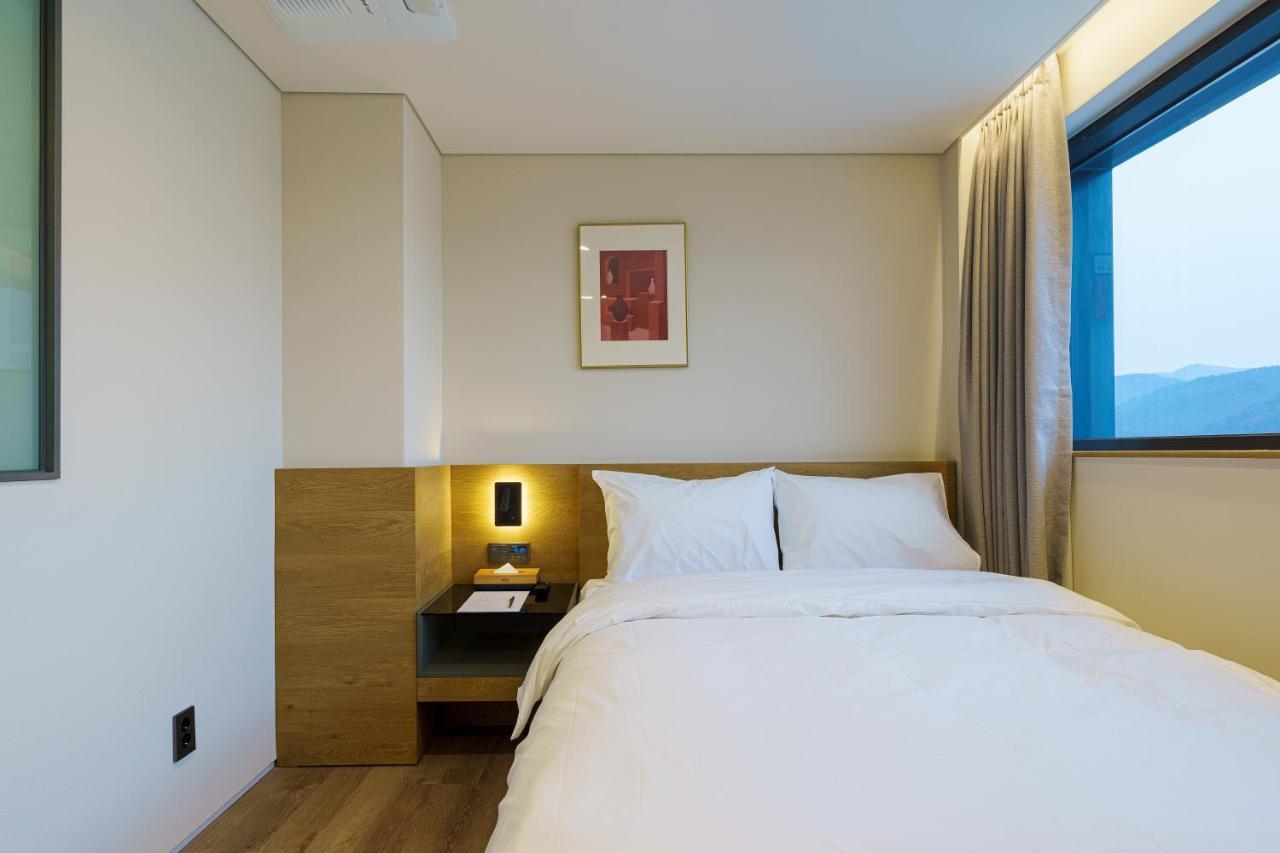 Eden Foret Hotel Chungju Εξωτερικό φωτογραφία